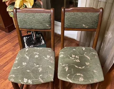 Глубокая очистка стульев